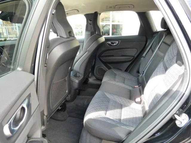 Volvo XC60 Momentum