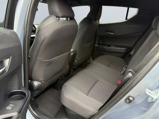 Toyota C-HR Hybride Team D