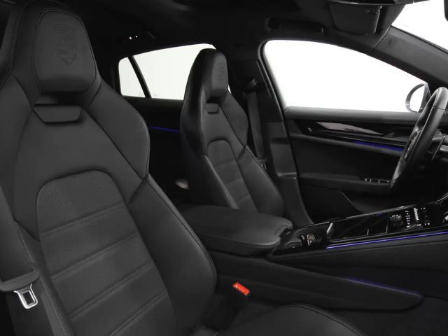 Porsche Panamera 4 E-Hybrid