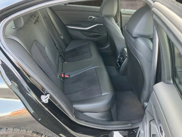 BMW 320 320d Sedan xDrive