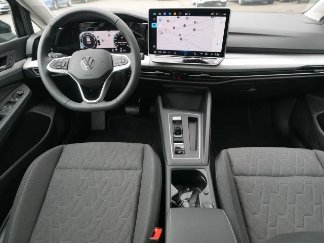 Volkswagen Golf 1.5 eTSI Golf VIII Life