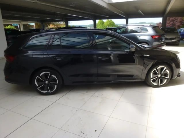 Skoda Octavia 2.0 TDI Combi Sportline