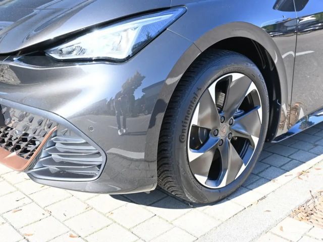 Cupra Born HUD LED PDC Kamera ACC