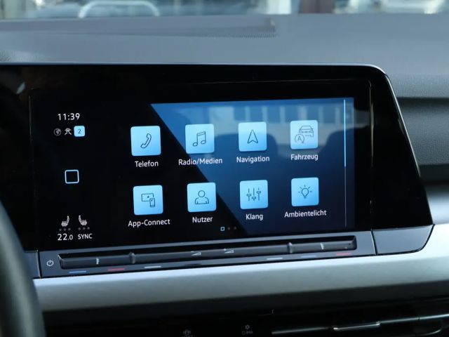 Volkswagen Golf 1.5 eTSI DSG Golf VIII