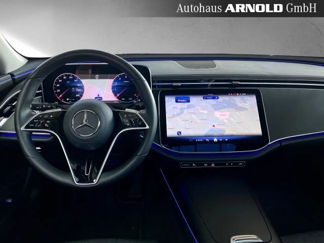 Mercedes-Benz E 200 AVANTGARDE Estate