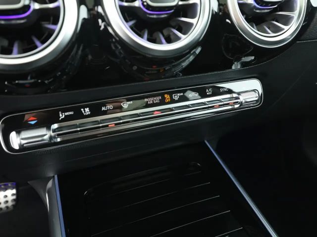 Mercedes-Benz B 220 AMG Line B 220 d