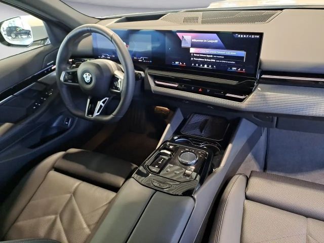 BMW 520 520d M-Sport Touring