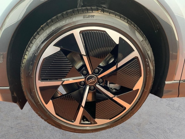 Audi Q4 e-tron Quattro