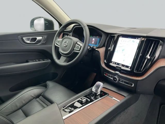 Volvo XC60 Dark Plus