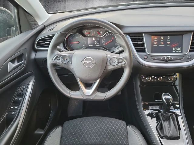 Opel Grandland X Sondermodell "Elegance" aus 1-Hand