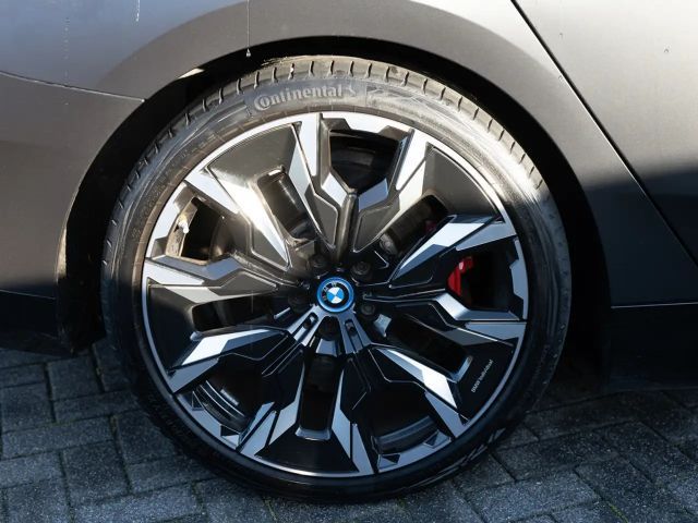 BMW i5 M60 Touring xDrive