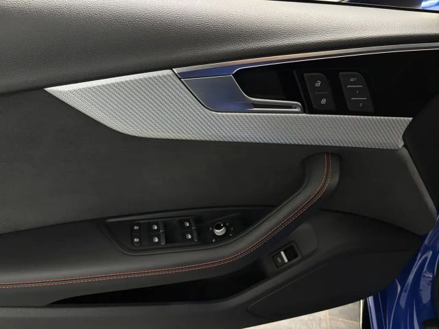 Audi RS4 Avant Quattro