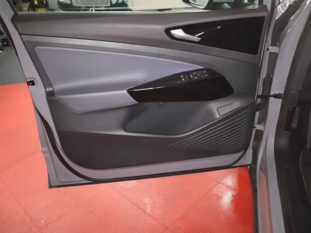 Volkswagen ID.5 150 kW 77 KWh Pro