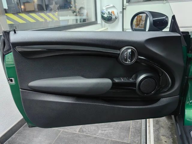 MINI Cooper Classic Trim*DAB*LED*So+Wi*LightAss*AppleCarplay