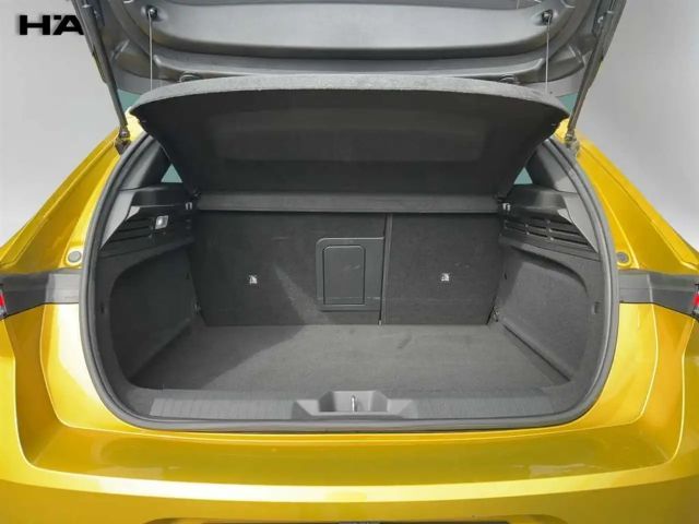 Opel Astra Elegance Hybrid Innovation