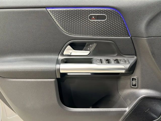 Mercedes-Benz GLA 200 Progressive