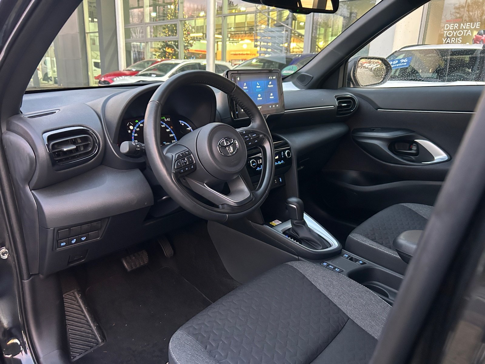 Toyota Yaris Cross 5-deurs Team D