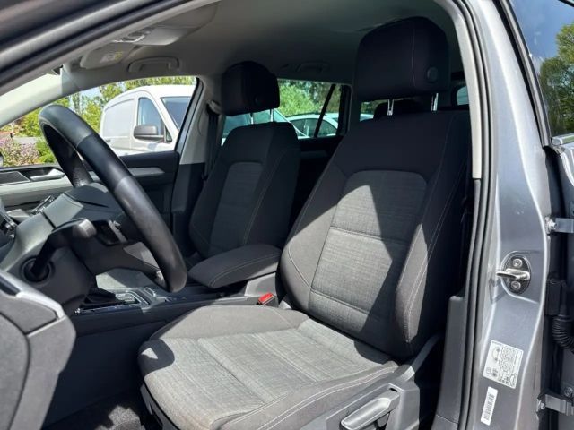 Volkswagen Passat 1.5 TSI Business DSG Variant