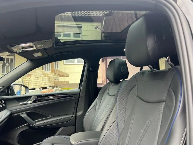 Volkswagen Tiguan 2.0 TSI 4Motion R-Line