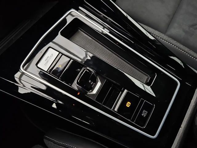 Volkswagen Golf 1.5 TSI Style eHybrid