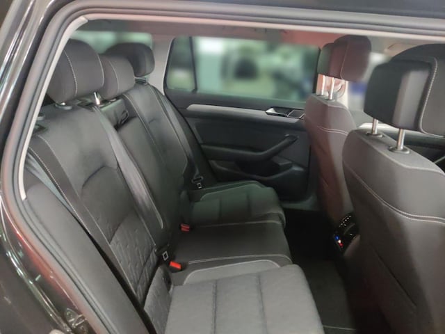 Volkswagen Passat 2.0 TDI Business DSG Variant