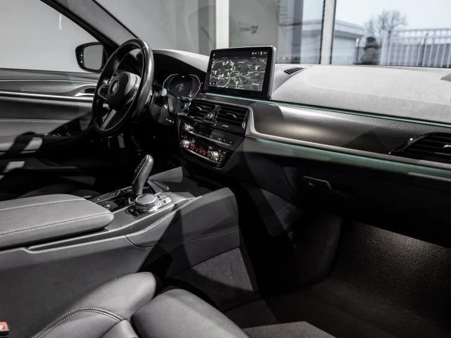 BMW 520 520d M-Sport Touring