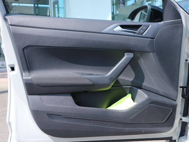 Volkswagen Taigo 1.0 TSI IQ.Drive R-Line