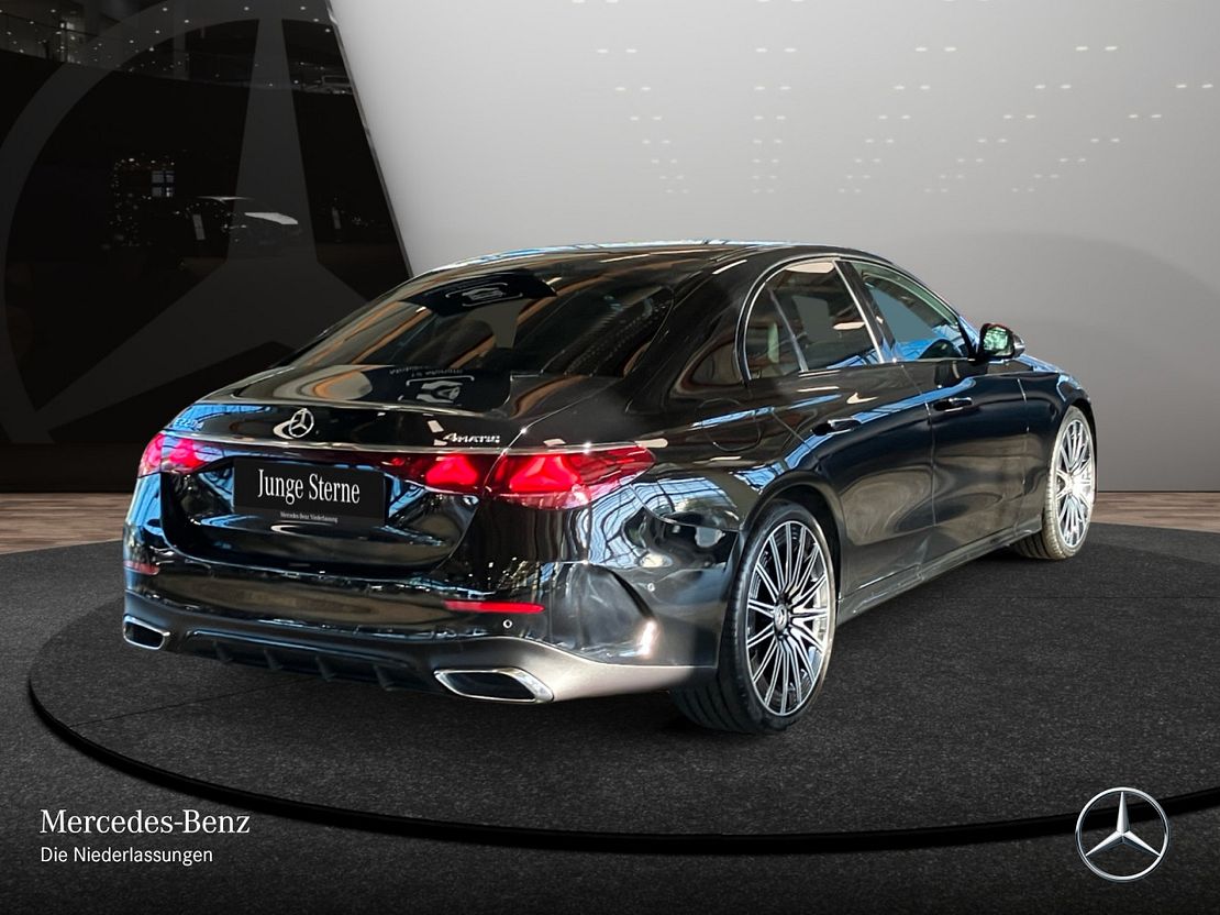 Mercedes-Benz E 220 4MATIC E 220 d Sedan