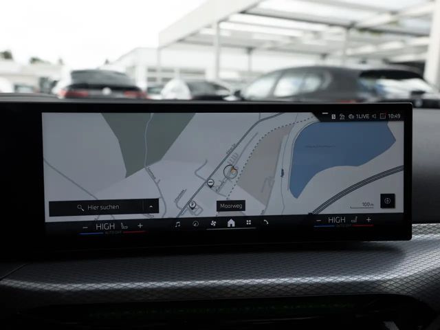 BMW 320 320d M-Sport Sedan xDrive