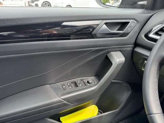 Volkswagen T-Roc DSG R-Line