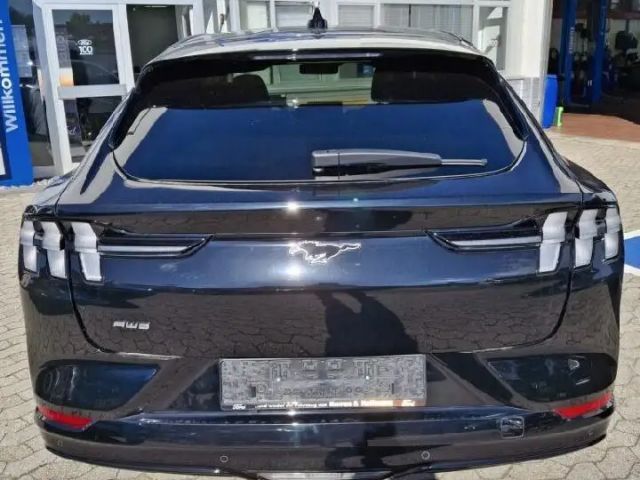Ford Mustang Mach-E AWD