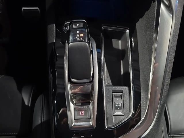 Peugeot 3008 EAT8 GT-Line Hybrid4