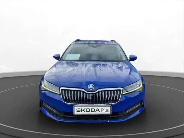 Skoda Superb 2.0 TDI Combi