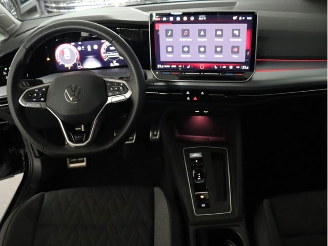 Volkswagen Golf 1.5 eTSI DSG Golf VIII Variant