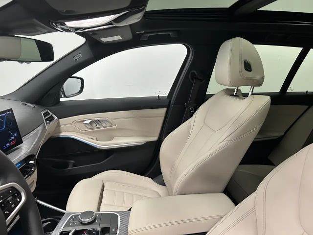 BMW 330 330e M-Sport Touring xDrive