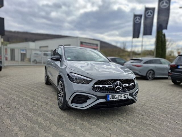 Mercedes-Benz GLA 220 4MATIC