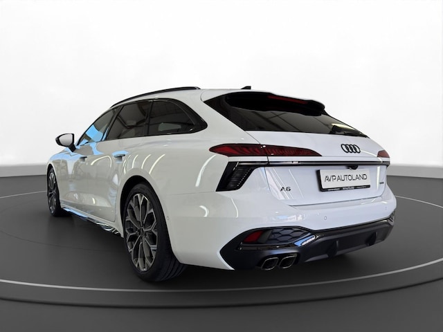 Audi A6 Avant Quattro S-Tronic