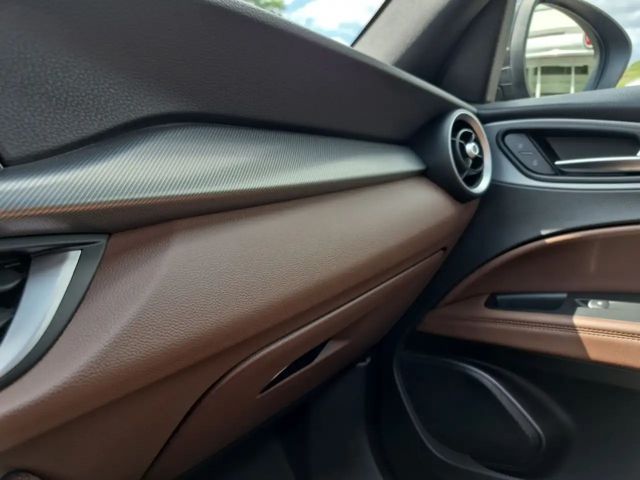 Alfa Romeo Stelvio Q4 Veloce