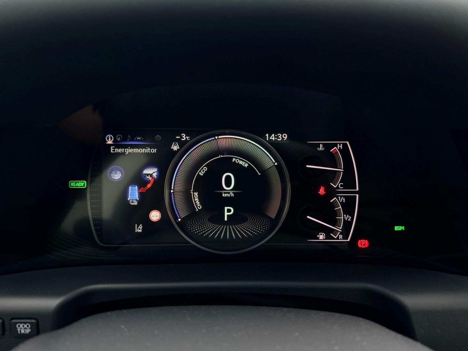 Lexus ES Luxury Line