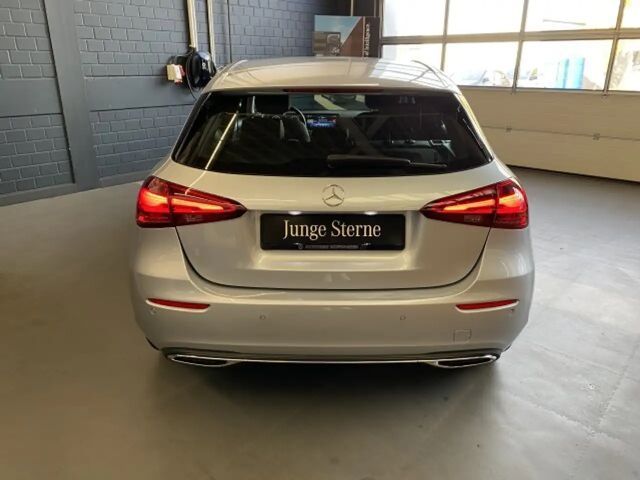 Mercedes-Benz A 180 Progressive