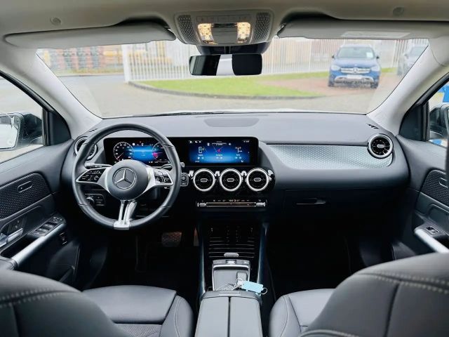 Mercedes-Benz GLA 200 Progressive