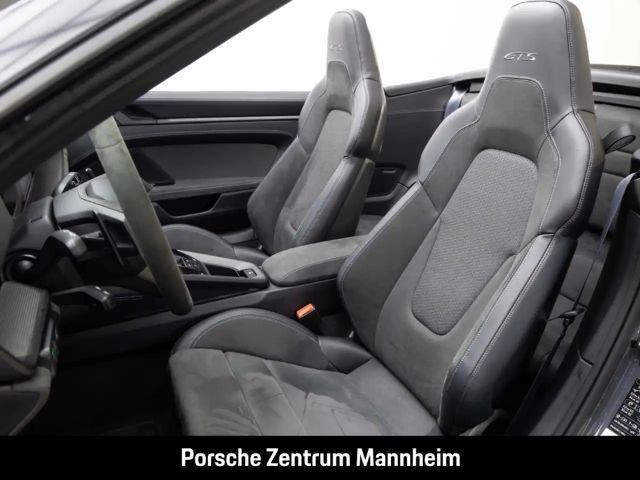 Porsche 992 4 Cabrio Carrera GTS
