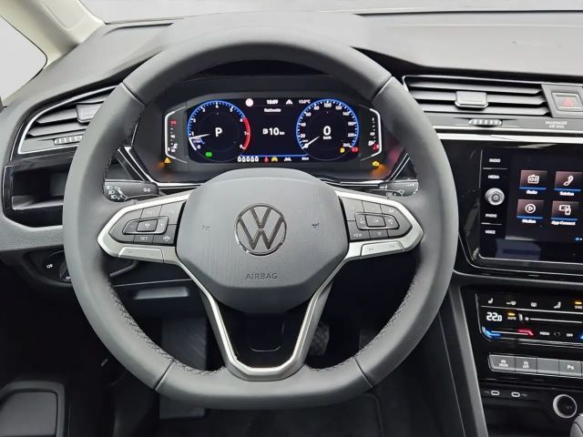 Volkswagen Touran 1.5 TSI DSG Highline