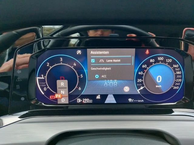 Volkswagen Golf DSG Golf VIII Style Variant