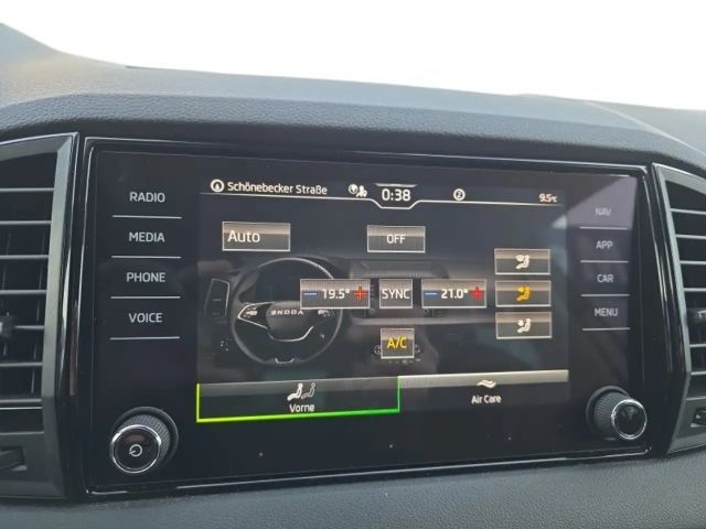 Skoda Karoq 1,0TSI 115PS Navi/LED/ACC/Kamera/Winterp.    **