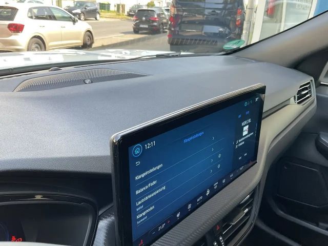 Ford Kuga Plug in Hybrid ST Line X