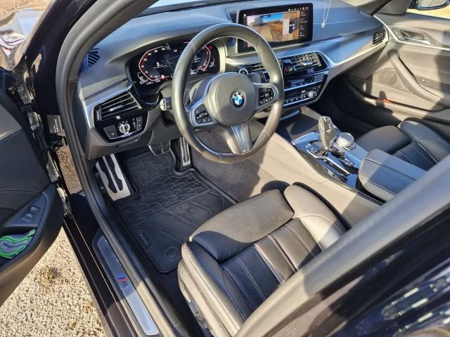 BMW 530 530d M-Sport xDrive