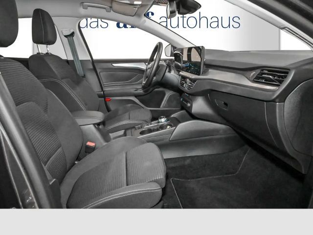 Ford Focus Titanium Wagon