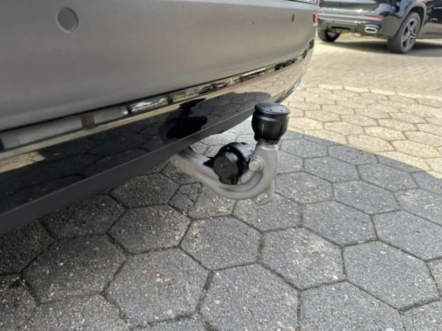 Mercedes-Benz GLB 220 GLB 220 d