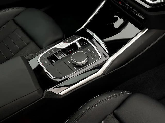 BMW 330 330i Sedan xDrive